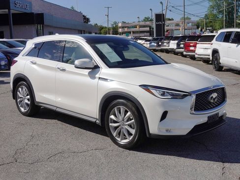 Used 2022 INFINITI QX50 Luxe image 2