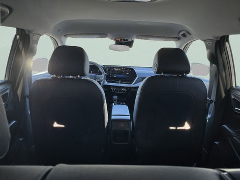 New 2026 Chevrolet Trax LT image 24