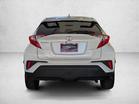 Used 2020 Toyota C-HR LE image 7