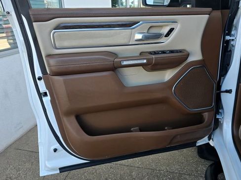 Used 2019 RAM 1500 Laramie image 23