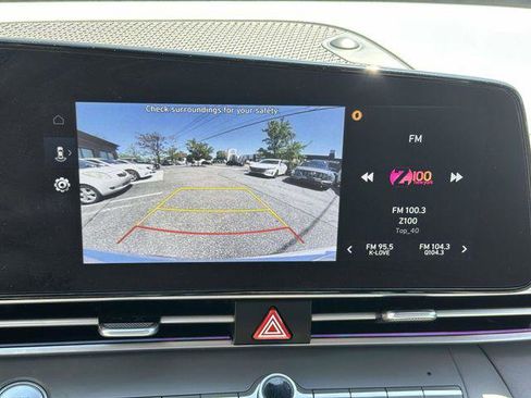 Used 2024 Hyundai Elantra SEL FWD image 22