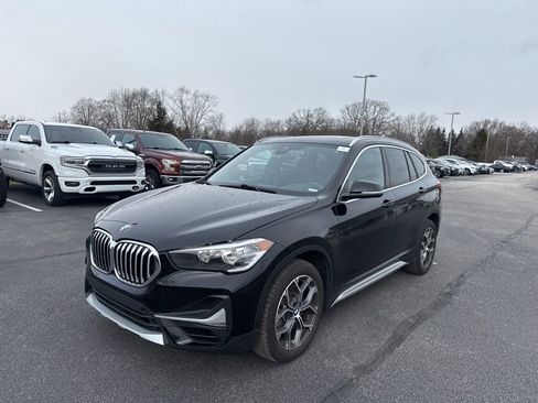 Used 2020 BMW X1 xDrive28i w/ Convenience Package image 3