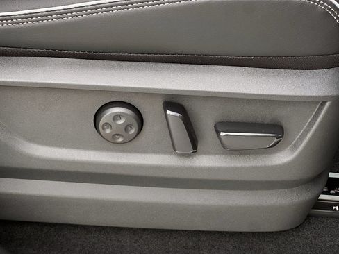 New 2027 INFINITI QX80 Luxe RWD image 24