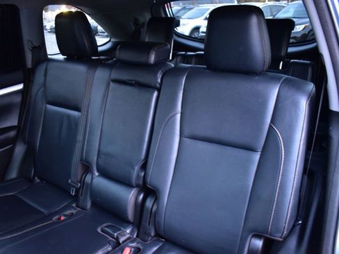 Used 2017 Toyota Highlander XLE w/ Protection Package #3 image 21