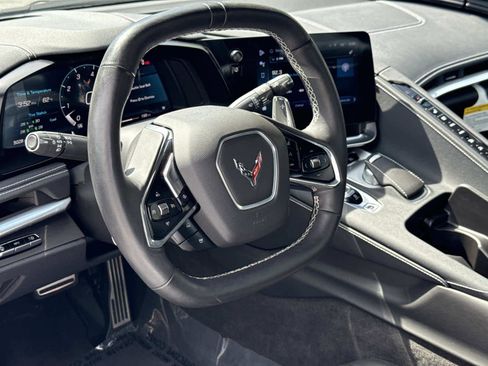Used 2024 Chevrolet Corvette Stingray Preferred Conv w/ Z51 Performance Package RWD image 4