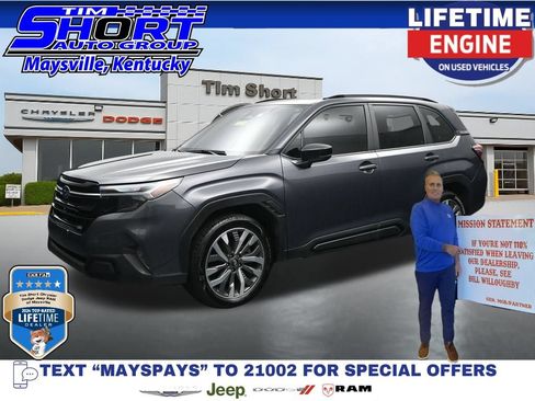 Used 2025 Subaru Forester Touring AWD/4WD image 1