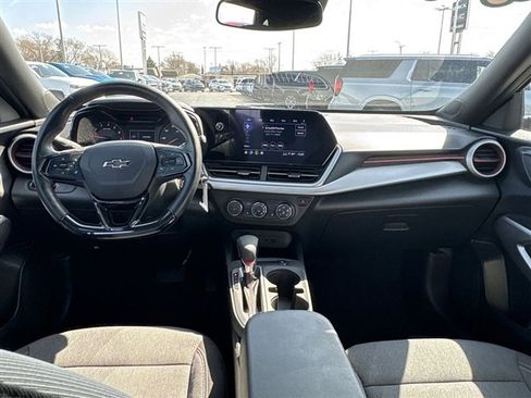 Used 2024 Chevrolet Trax RS w/ Driver Confidence Package image 18