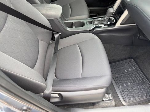 Used 2024 Toyota Corolla Cross LE FWD image 17