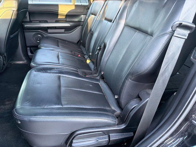 Used 2019 Ford Expedition XLT w/ Equipment Group 202A RWD image 26