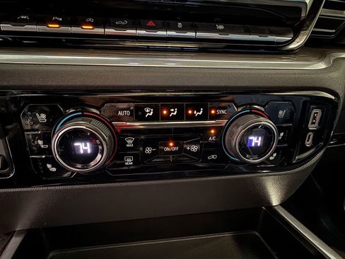 Used 2022 Chevrolet Silverado 1500 High Country w/ Max Trailering Package image 36