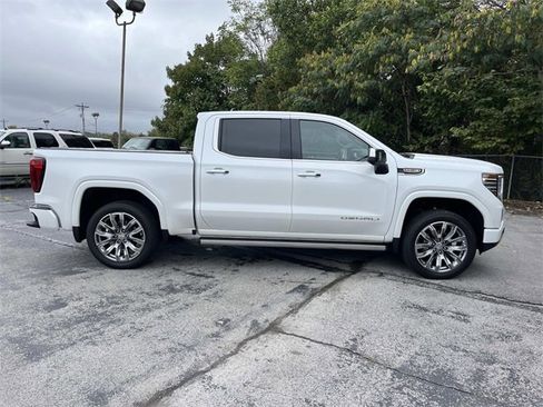 Used 2024 GMC Sierra 1500 Denali image 2