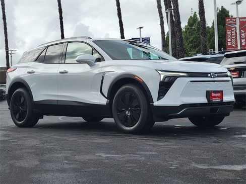 New 2026 Chevrolet Blazer EV LT image 25