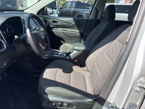 Used 2021 Chevrolet Equinox LT image 5