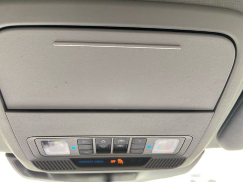 Used 2023 Ford Explorer XLT w/ Equipment Group 202A AWD/4WD image 39