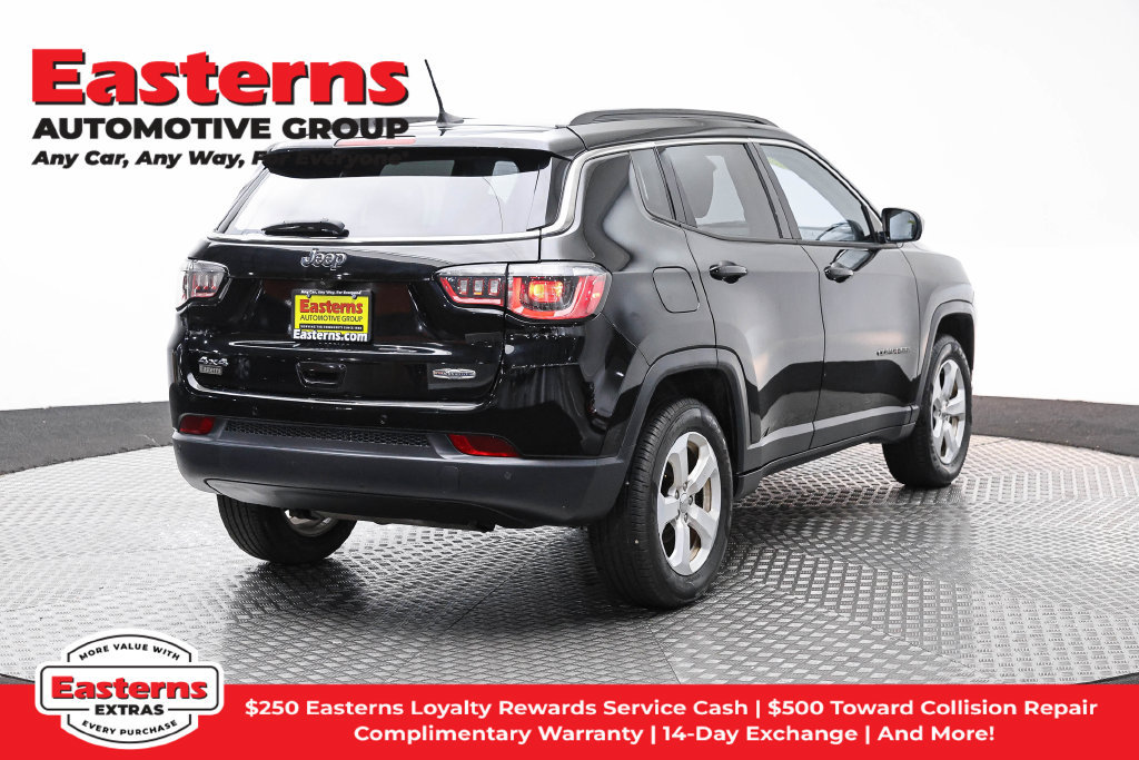 Used 2018 Jeep Compass Latitude w/ Popular Equipment Group AWD/4WD image 6