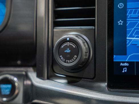 Certified 2025 Ford F150 Lariat image 25