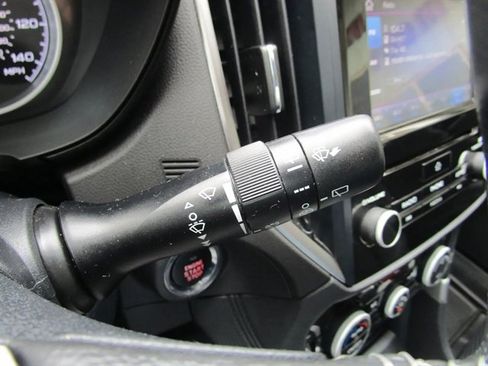 Used 2021 Subaru Forester Premium image 29