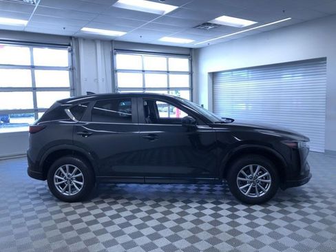 Used 2025 MAZDA CX-5 AWD 2.5 S w/ Select Package image 37