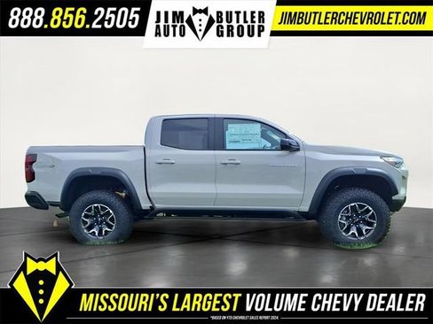 New 2026 Chevrolet Colorado ZR2 w/ Technology Package AWD/4WD image 2