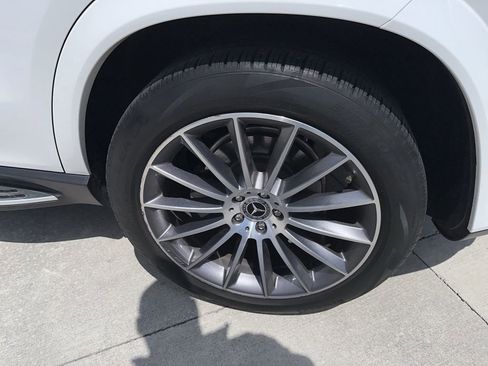 Used 2022 Mercedes-Benz GLE 350 4MATIC image 3