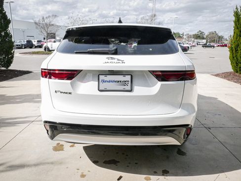 Used 2023 Jaguar F-PACE S image 9