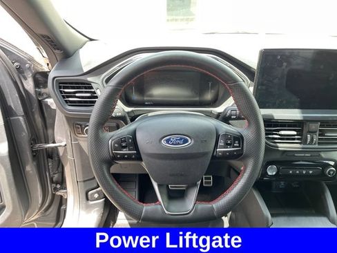 Used 2023 Ford Escape ST-Line w/ Tech Pack #1 AWD/4WD image 11