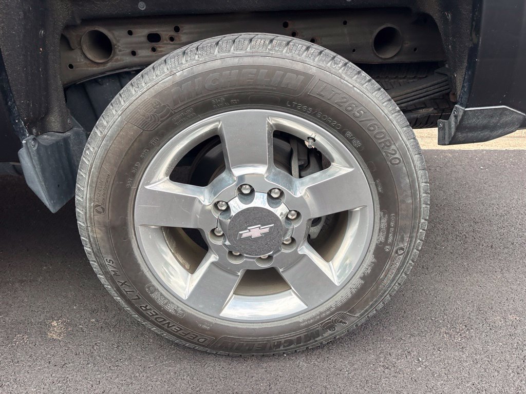 Used 2016 Chevrolet Silverado 2500 LTZ w/ Duramax Plus Package AWD/4WD image 23