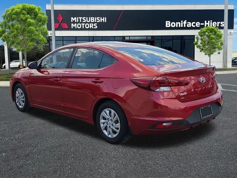 Used 2020 Hyundai Elantra SE w/ Cargo Package (C1) FWD image 3