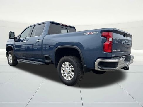 Used 2024 Chevrolet Silverado 2500 LTZ w/ LTZ Premium Package image 3