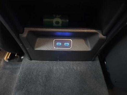 Used 2024 Mercedes-Benz GLS 580 4MATIC image 35