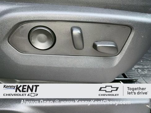 Certified 2022 Chevrolet Silverado 1500 LTZ w/ Technology Package image 23