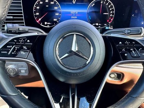 Certified 2024 Mercedes-Benz GLE 450e 4MATIC image 18