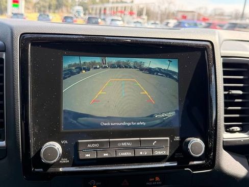 Certified 2024 Nissan Frontier SL w/ Technology Package image 37