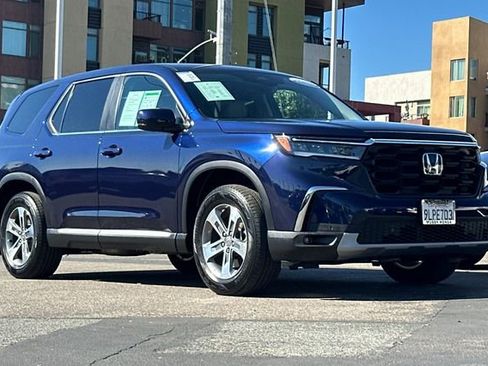 Certified 2024 Honda Pilot EX-L image 3