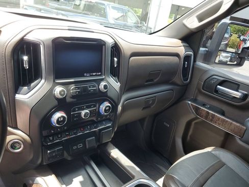 Used 2023 GMC Sierra 2500 Denali w/ Denali Ultimate Package AWD/4WD image 28