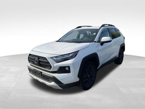 Used 2024 Toyota RAV4 Adventure AWD/4WD image 4