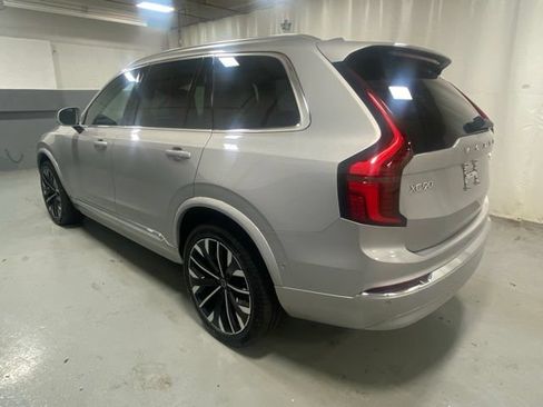 Used 2025 Volvo XC90 B6 Plus AWD/4WD image 2