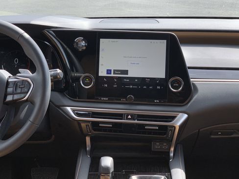 Used 2025 Lexus RX 350 FWD w/ Technology Package image 31