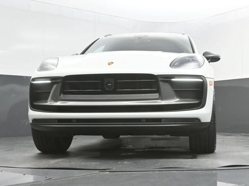 New 2026 Porsche Macan Turbo AWD/4WD image 35