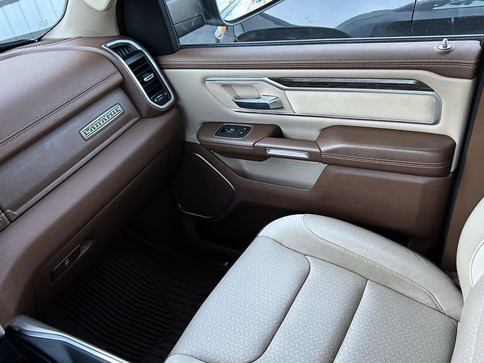 Used 2020 RAM 1500 Laramie AWD/4WD image 11