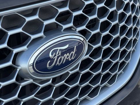 Certified 2024 Ford Edge SEL w/ Convenience Package image 15