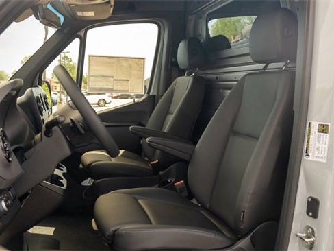 New 2024 Mercedes-Benz Sprinter 3500 image 12