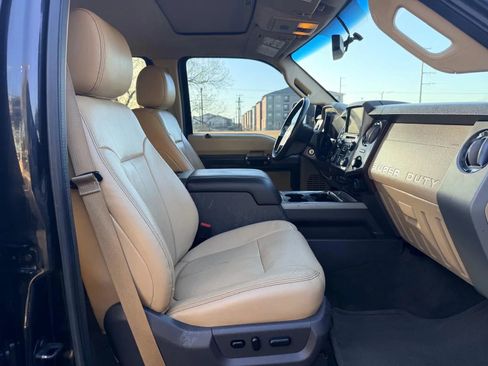 Used 2016 Ford F250 Lariat w/ Lariat Ultimate Package image 27