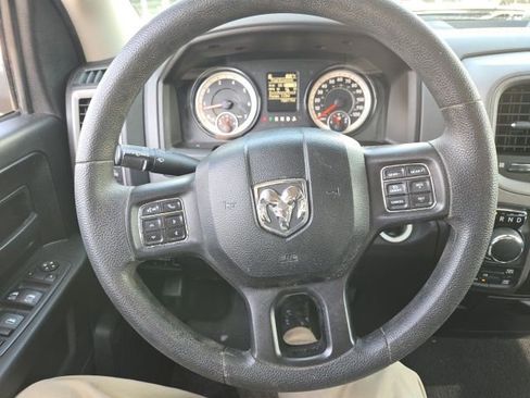 Used 2018 RAM 1500 Express w/ Express Value Package image 3