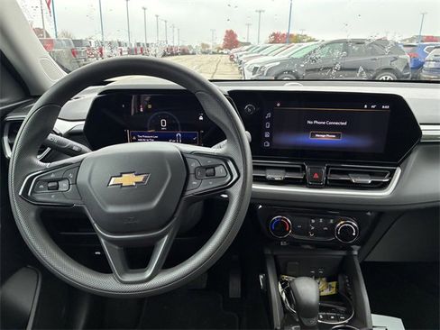 Used 2025 Chevrolet TrailBlazer LT image 17