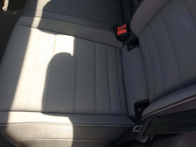 Certified 2025 Volkswagen Jetta SE FWD image 14