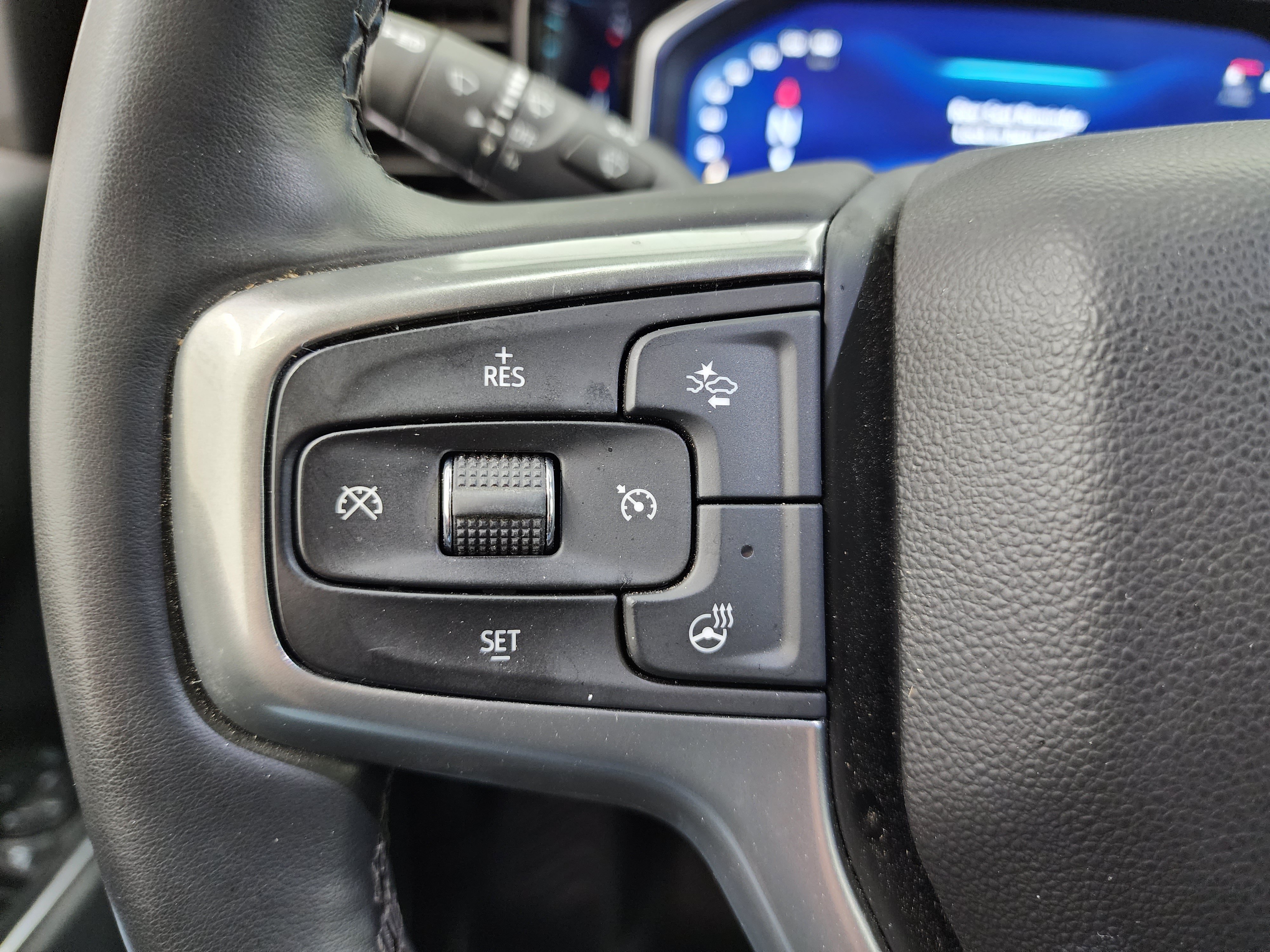 Used 2025 Chevrolet Silverado 3500 LT w/ Trail Boss Package AWD/4WD image 18