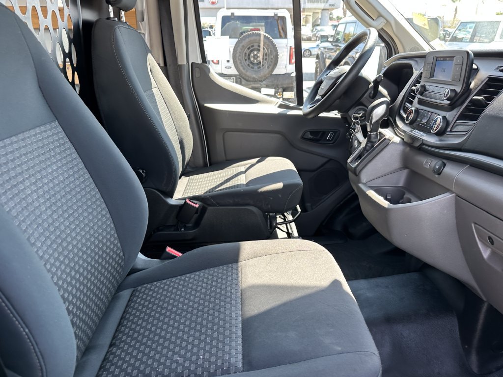 Used 2025 Ford Transit 250 Low Roof w/ Exterior Upgrade Package RWD image 15