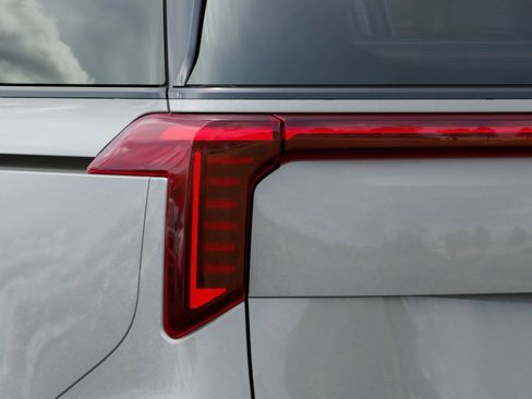 New 2026 Kia Carnival SX Prestige FWD image 11