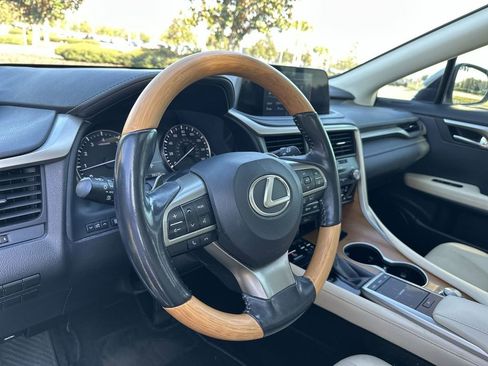 Used 2022 Lexus RX 350 FWD w/ Premium Package image 18